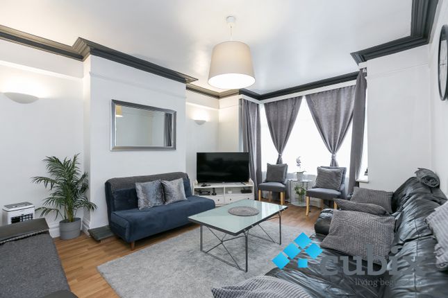 6 bed property, in Brighton Road, £750,000