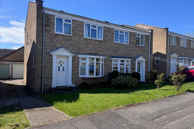 3 bed property, in Lynwood, £620,000