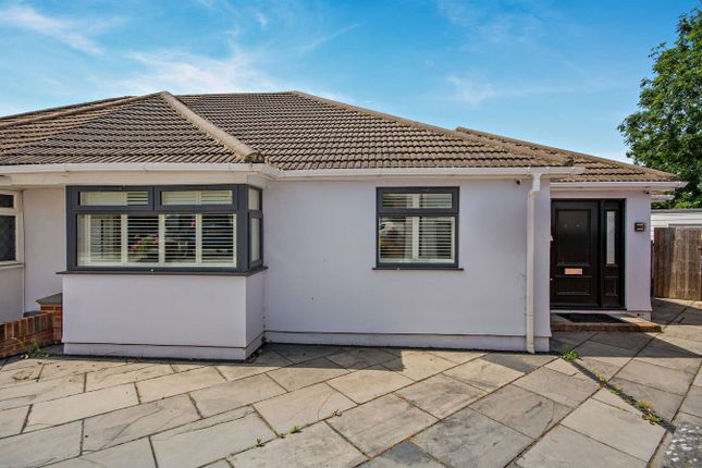 3 bed property, in Walnut Tree Road, £625,000