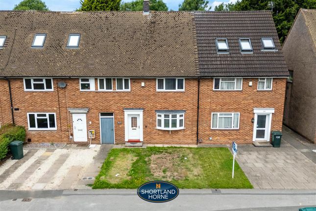 3 bed property, in Sir Henry Parkes Road, £250,000
