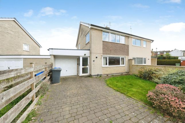 3 bed property, in Rosamond Avenue, £325,000