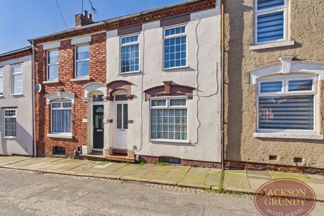 3 bed property, in Garfield Street, £165,000