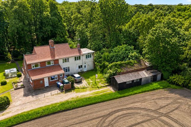 3 bed property, in Laughton Wood Corner, £150,000