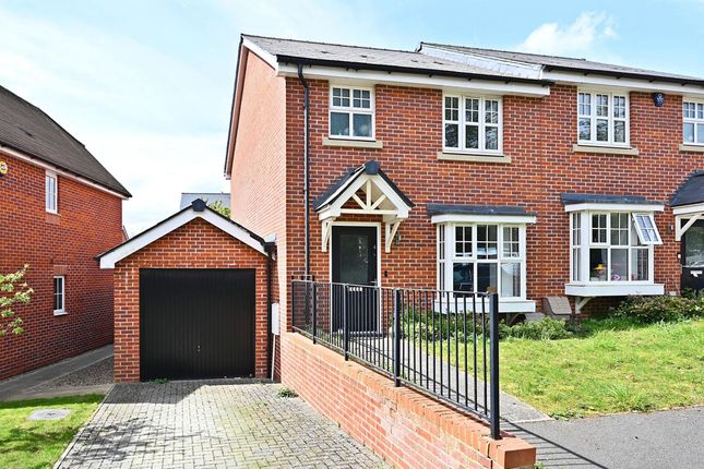 3 bed property, in Bermelie Fields, £425,000