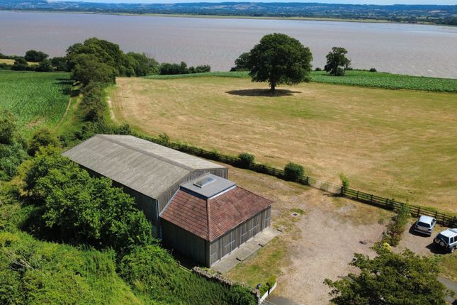 4 bed property, in Etloe, £425,000