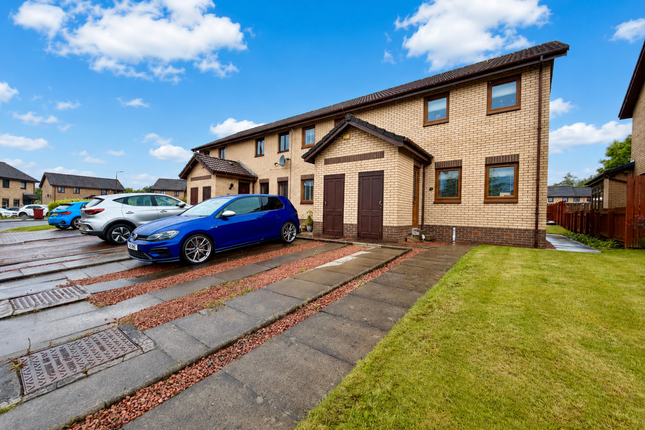 2 bed property, in Avonside Drive, £175,000