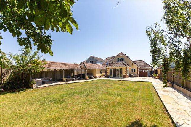 5 bed property, in Harley Shute Road, £700,000