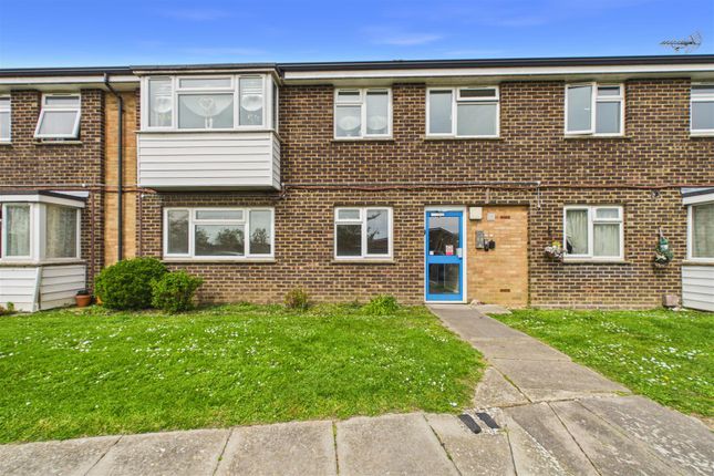 1 bed property, in Riverside, £125,000
