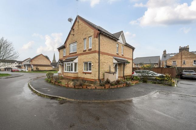 2 bed property, in St. Andrews View, £150,000