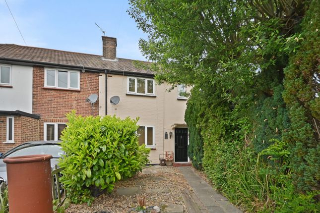 2 bed property, in Ridgeview Close, £525,000