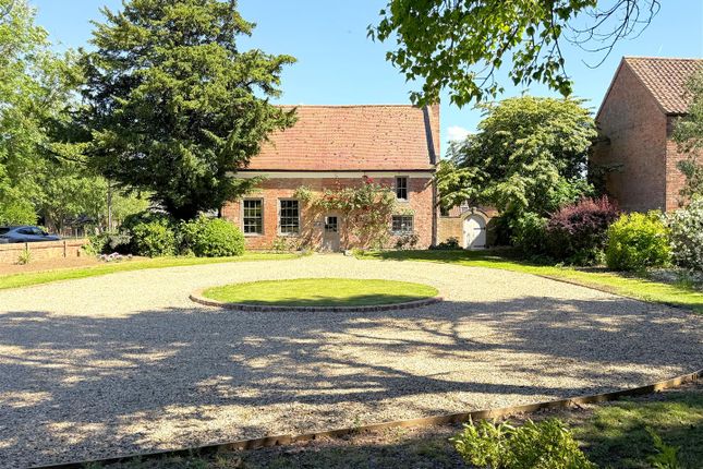 6 bed property, in Flawborough, £1,500,000