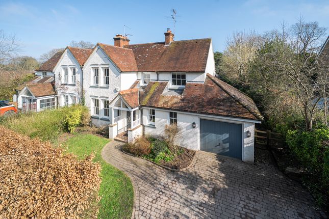 3 bed property, in Lavender Lane, £895,000