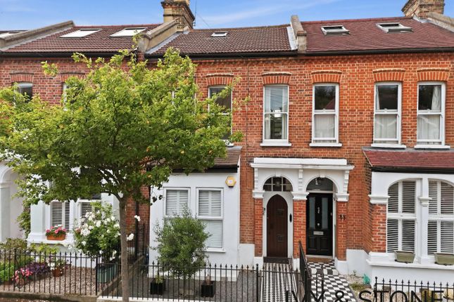 2 bed property, in Trevor Road, £450,000