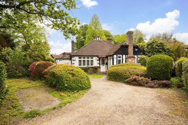 3 bed property, in Rufwood, £675,000