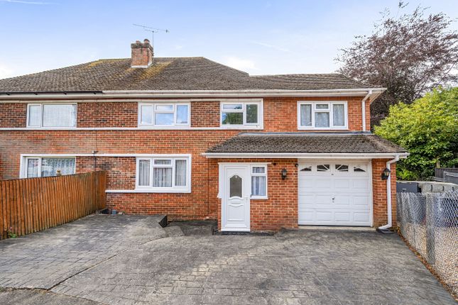 4 bed property, in Fernhill Close, £550,000