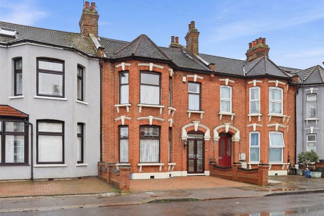 4 bed property, in Vernon Road, £630,000