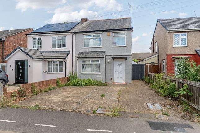 3 bed property, in Slough SL2, £475,000