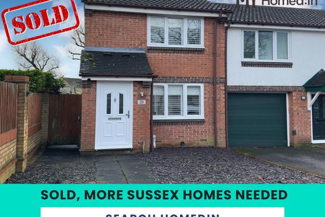 2 bed property, in Crockhurst, £350,000
