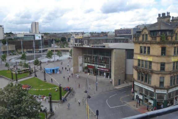 1 bed property, in Bridge Street, £39,999