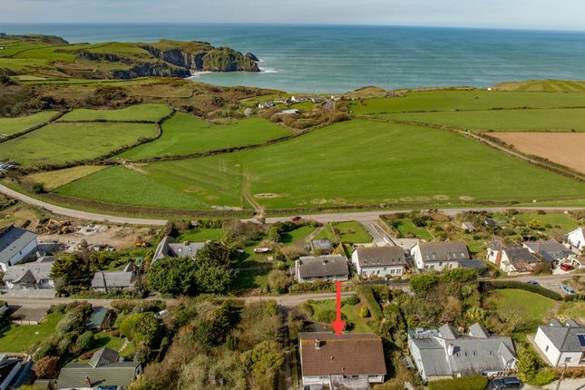 3 bed property, in Trethevy, £500,000