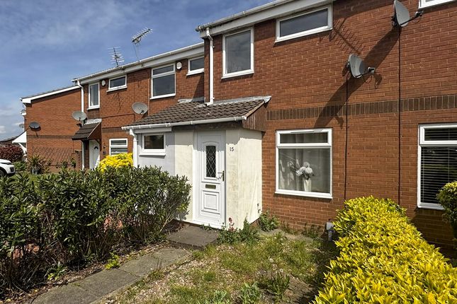 2 bed property, in Dunsford Drive, £180,000