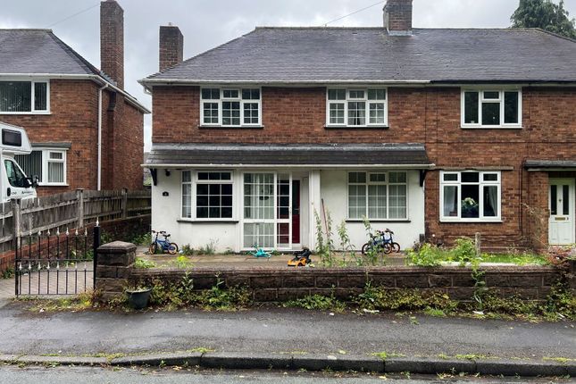 3 bed property, in 4 Bronwen Road, £39,000