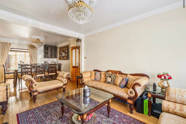 7 bed property, in Beverstone Road, £660,000