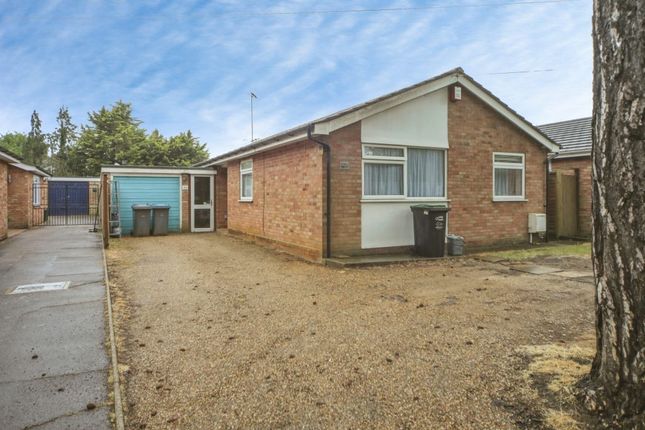 3 bed property, in Dobbs Lane, £369,000