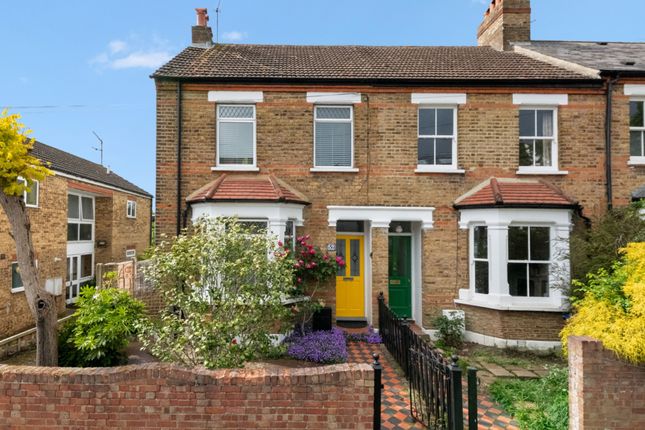 3 bed property, in St Dunstans Road, £799,950