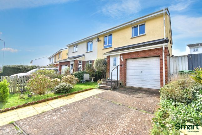4 bed property, in Canberra Close, £325,000