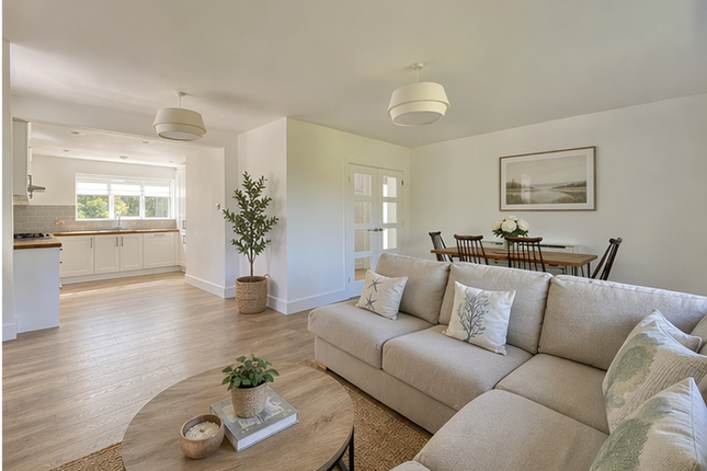 3 bed property, in Clarendon Court 16 Clarendon Road, £395,000
