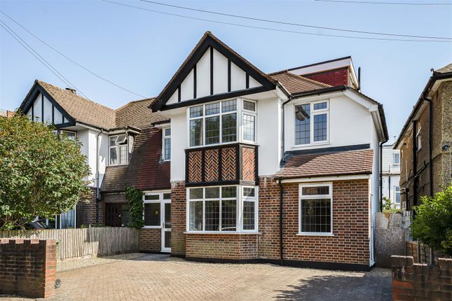6 bed property, in Camden Road, £800,000