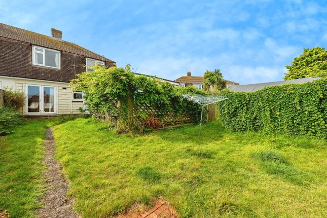 4 bed property, in Drake Road, £260,000