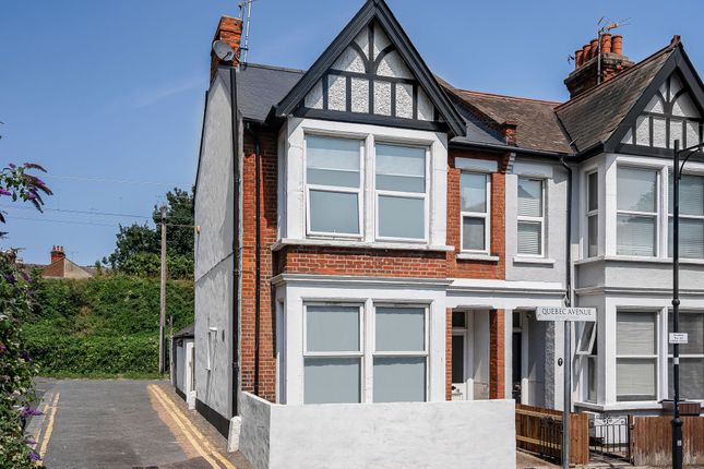 1 bed property, in 1 Quebec Avenue, £110,000