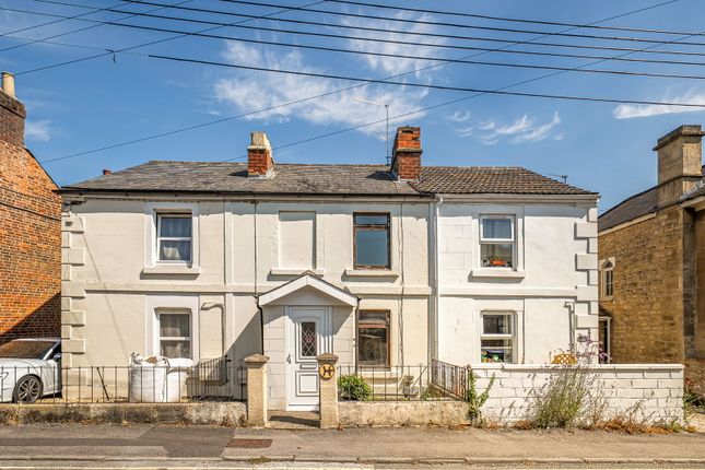 2 bed property, in Union Street, £200,000