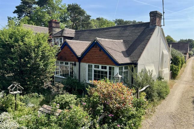 2 bed property, in Thursley Road, £425,000