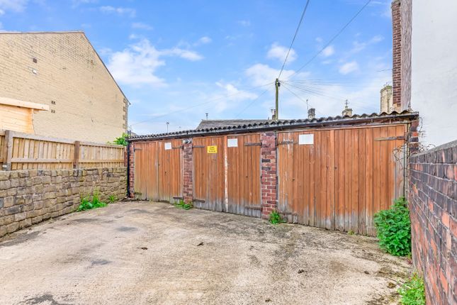 Land, in Lower Croft Street, £69,950