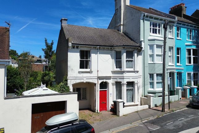 4 bed property, in Clyde Road, £700,000