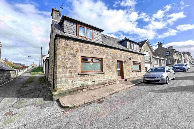 4 bed property, in 43 Harbour Street, £230,000