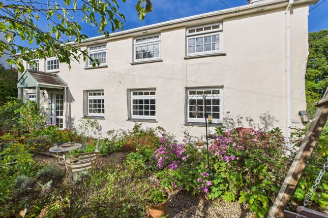 3 bed property, in Feock, £535,000