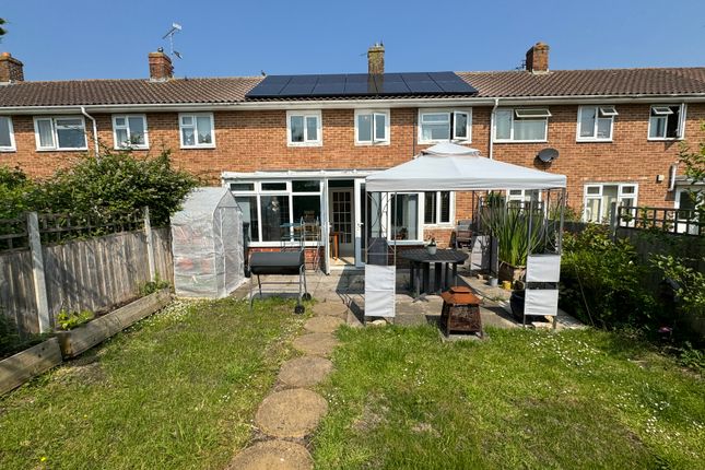 3 bed property, in Cedar Grove, £235,000