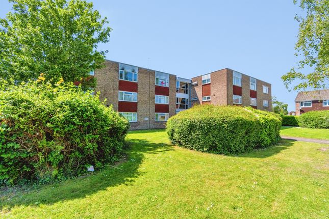 Studio, in Sutherland Close, £130,000