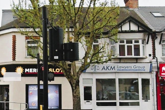 2 bed property, in Greenford Road UB6, £400,000