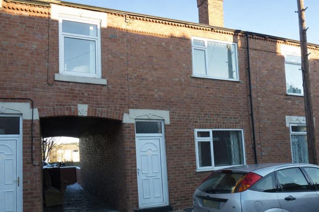 3 bed property, in Smawthorne Avenue, £120,000