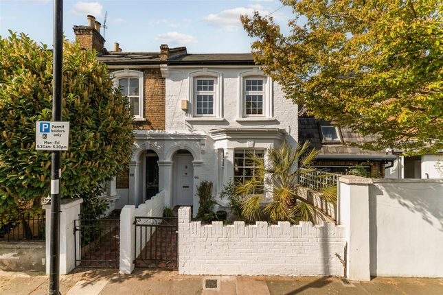 2 bed property, in Shakespeare Road, £800,000