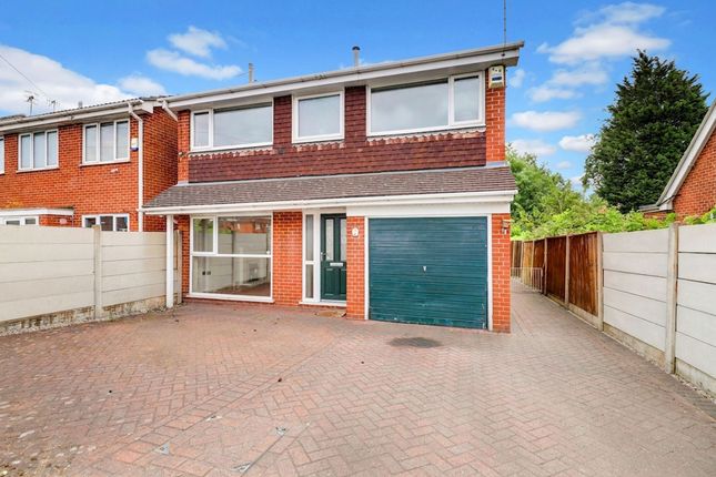 4 bed property, in Longmoor Lane, £280,000