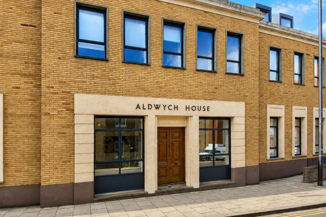 1 bed property, in City Centre NR2, £125,000