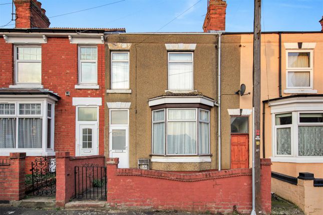 3 bed property, in Stanley Road, £190,000