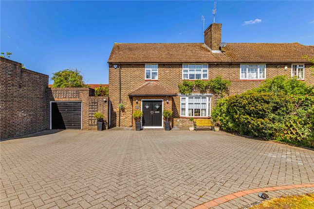 4 bed property, in Cleveland Crescent, £860,000