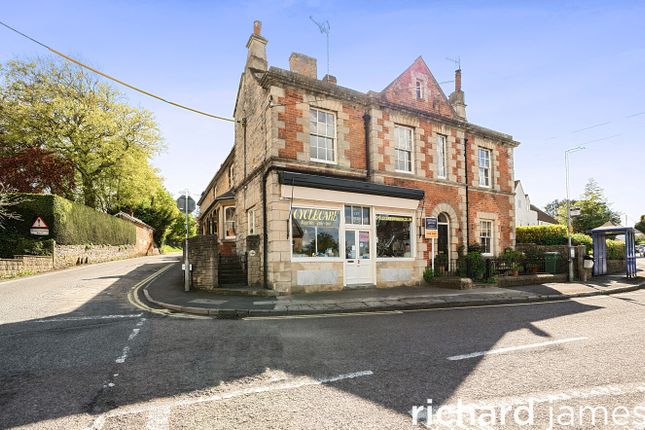 3 bed property, in High Street, £375,000